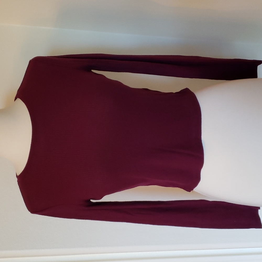 Divided H&M long sleeve cropped shirt